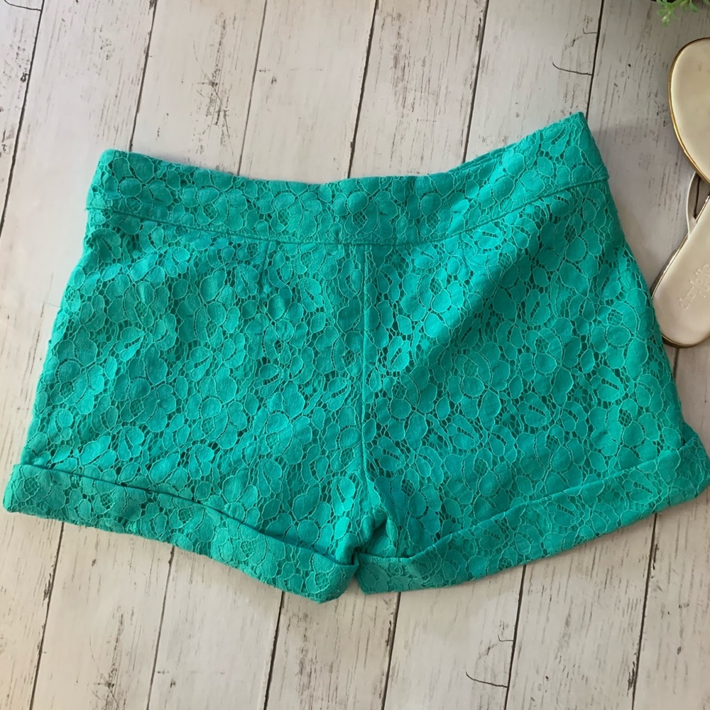 Shorts - Picture 2 of 8